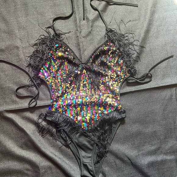 SHEIN Multicolored Ruffle Bodysuit - Picture 6 of 6